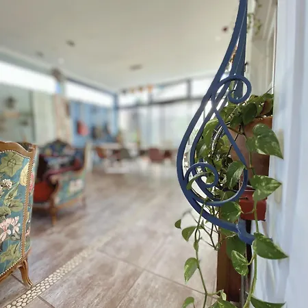 La Jabotte Otel